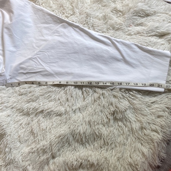 Talbots The Perfect Crop White Pant - Picture 3 of 7